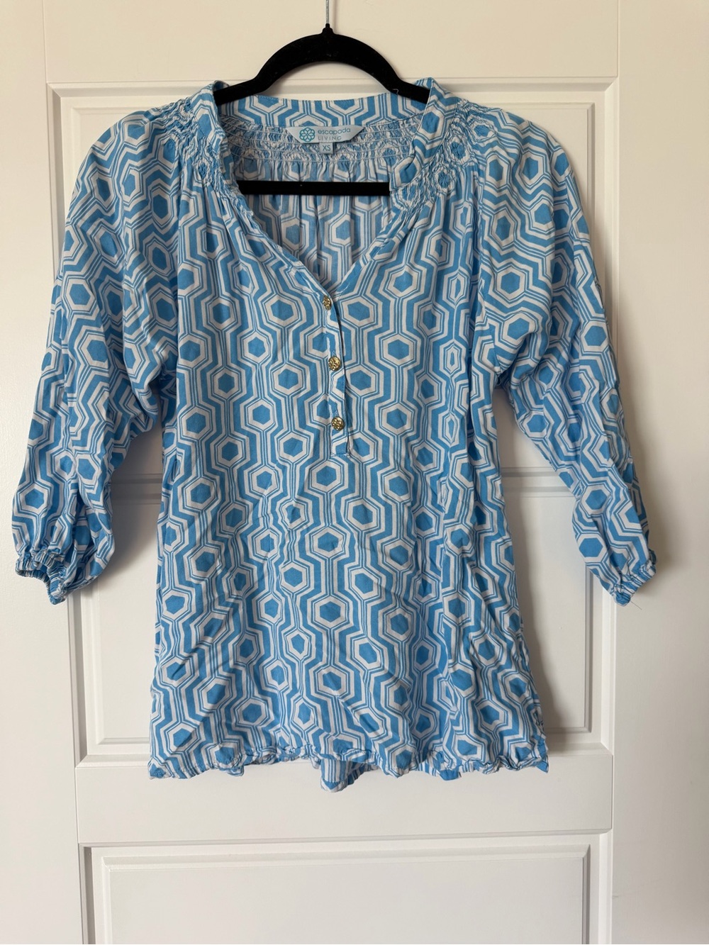 Escapada Living Lightweight Blue Geometric Peasant Top